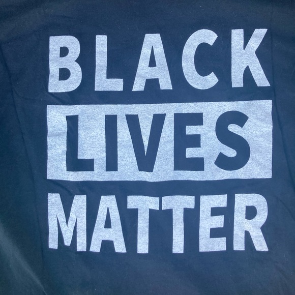Black Lives Matter T-Shirt Men’s Large - Picture 2 of 3